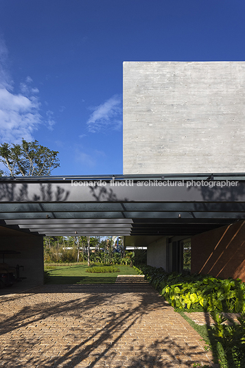 casa vetor - fazenda boa vista felipe caboclo arquitetura