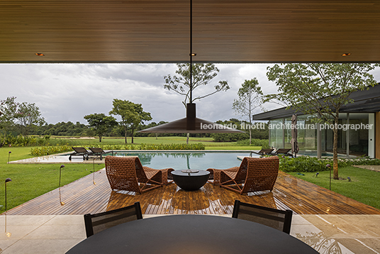 casa vetor - fazenda boa vista felipe caboclo arquitetura