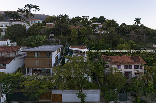 casa gp bernardes+jacobsen