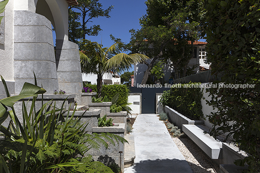 casa mdv bernardes arquitetura