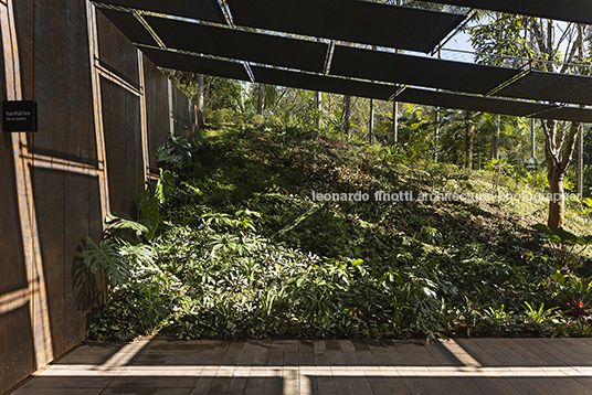 galeria yayoi kusama - inhotim mach arquitetos