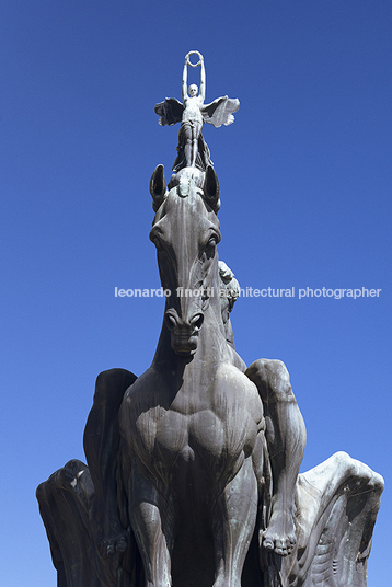 monumento a ramos de azevedo galileo emendabili