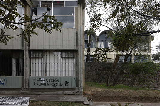 facultad de arquitectura y urbanismo - universidad central de ecuador luis oleas