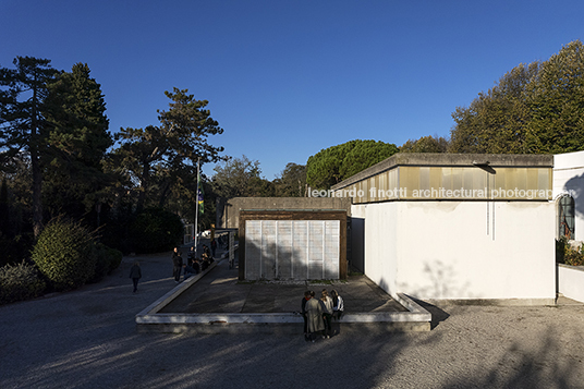 pavilhão brasileiro na bienal de veneza gabriela de matos