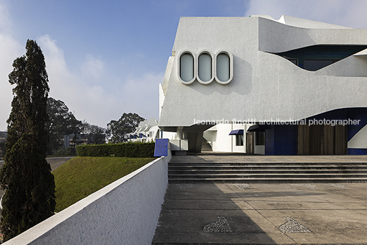 centro cultural miguel angelo asturias efraín recinos