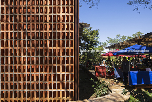 cozinha+loja comunitária mach arquitetos