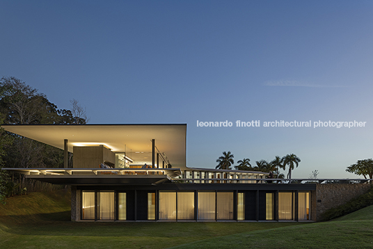 casa lcb jacobsen arquitetura